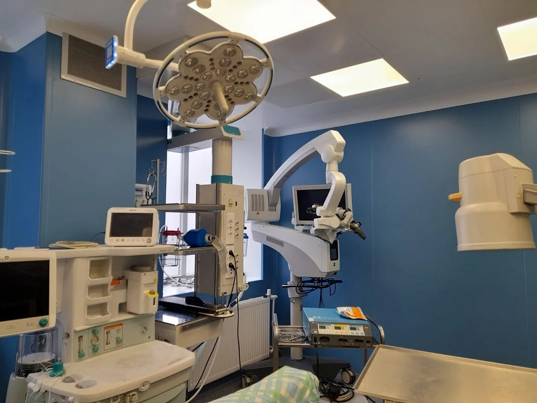 Врачи Больницы скорой медицинской помощи спасли пациенту пальцы руки