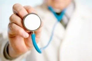 13 молодых врачей области получили по 200 тысяч рублей в качестве мер региональной социальной поддержки