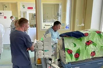  Детские лечебные учреждения региона посетили эксперты из Санкт-Петербурга