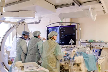 Кардиохирурги федерального Центра высоких медицинских технологий имплантировали новый клапан сердца 88-летней пациентке Кардиохирурги федерального Центра высоких медицинских технологий имплантировали новый клапан сердца 88-летней пациентке