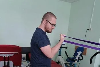 Уже два года в Центральной городской клинической больнице работает отделение медицинской реабилитации взрослых с нарушением функции периферической нервной системы и костно-мышечной системы Уже два года в Центральной городской клинической больнице работает отделение медицинской реабилитации взрослых с нарушением функции периферической нервной системы и костно-мышечной системы