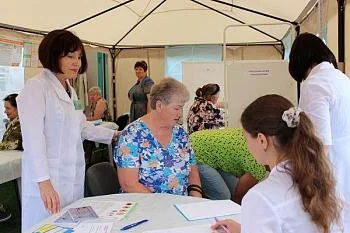 Более полутора тысяч человек прошли экспресс-обследование своего здоровья на площади Победы