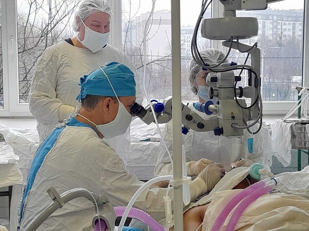 За полтора года в отделении офтальмологии больницы на Летней провели более трех тысяч операций